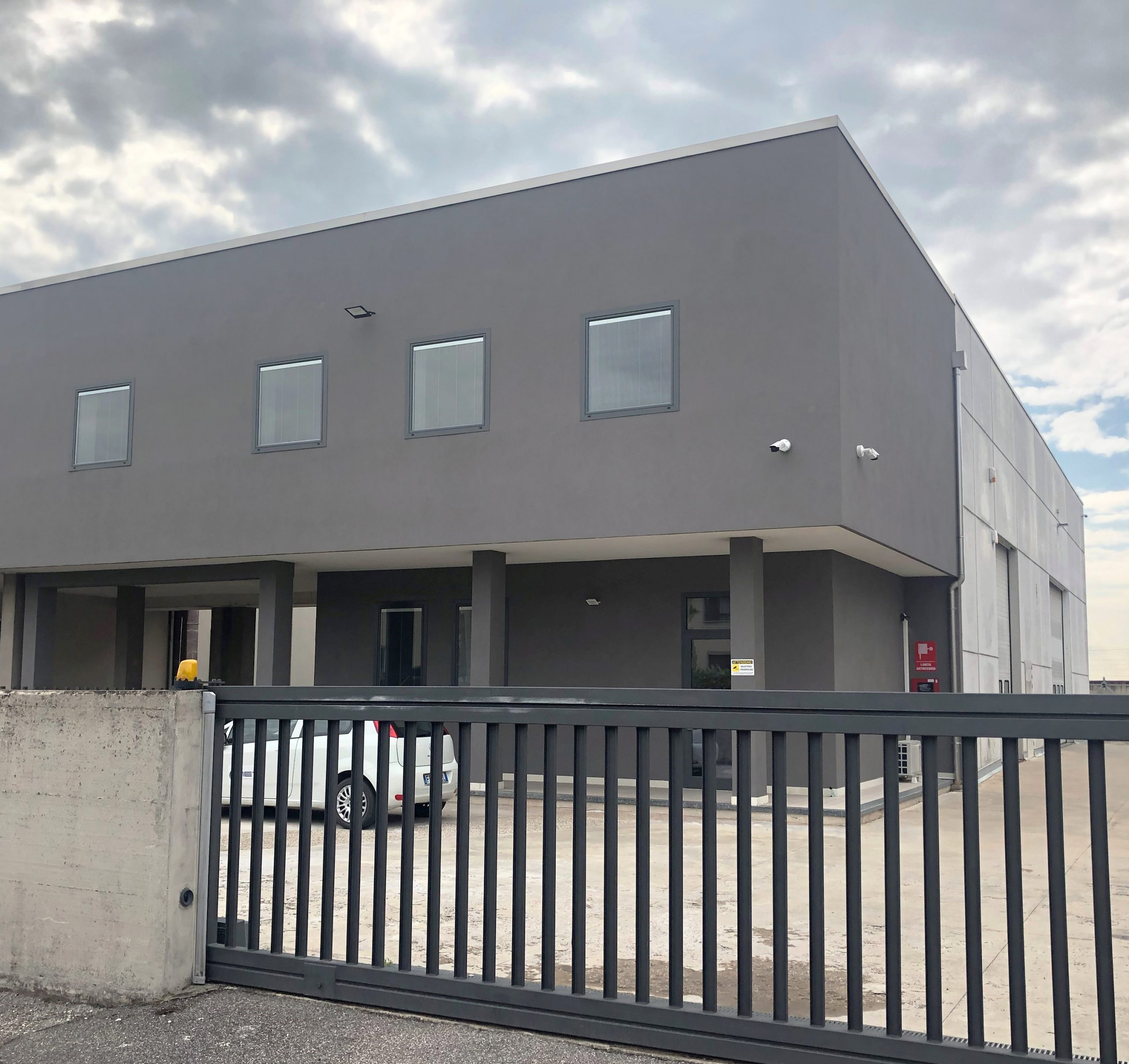 Uffici Puntonet a Villafranca di Verona